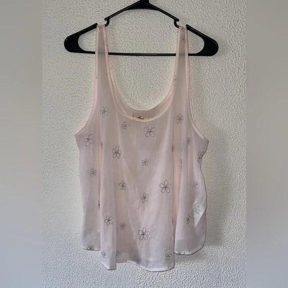 Light Soft Pink Sheer Hollister Co. tank top with embroidered flowers. Size XS - Picture 9 of 9